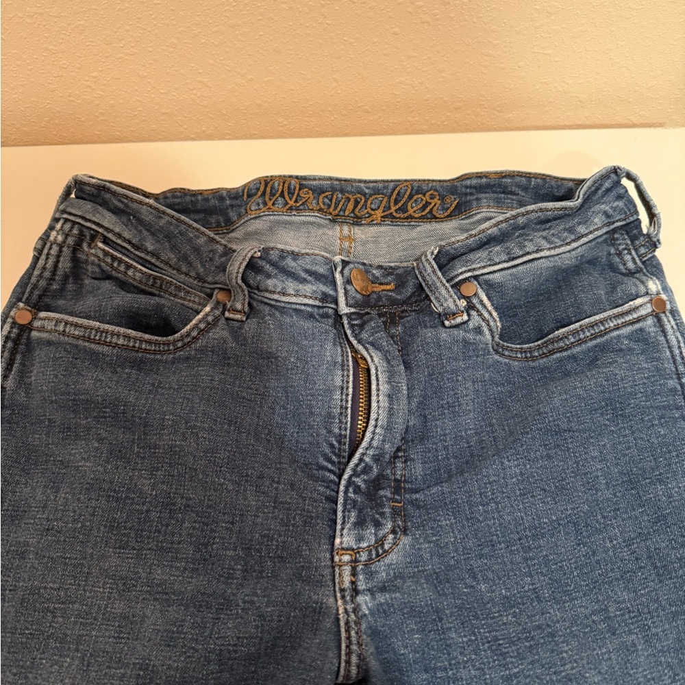 Wrangler High Rise Blue Jeans Classic Denim